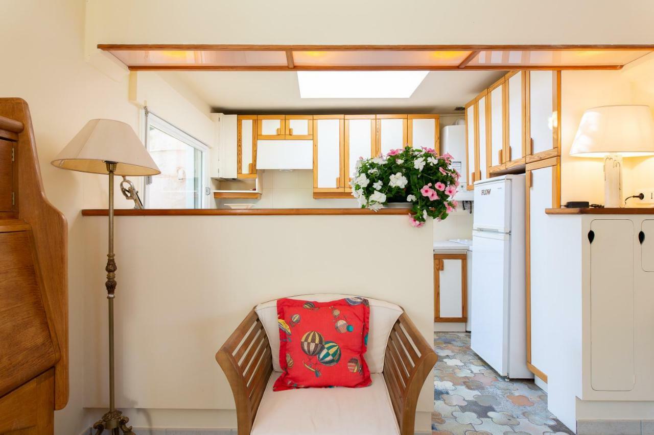 Haus Mit Garten Ueber Der Bucht Von Cannes Vallauris Εξωτερικό φωτογραφία