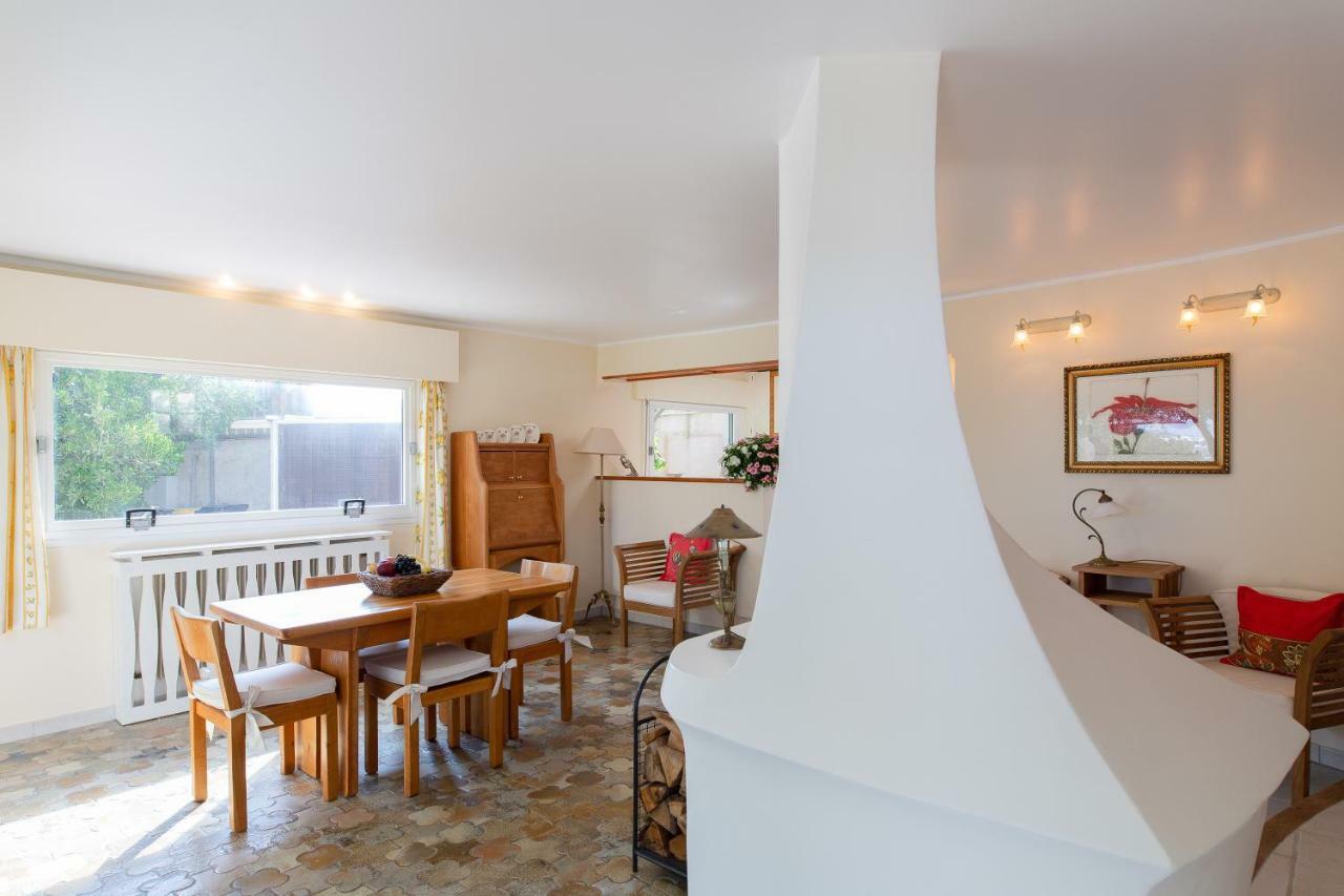 Haus Mit Garten Ueber Der Bucht Von Cannes Vallauris Εξωτερικό φωτογραφία